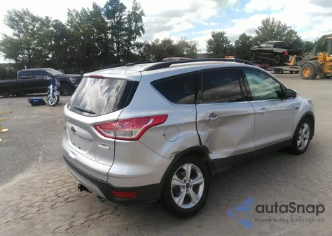 2015 Ford Escape Se из США, поврежденный, VIN 1FMCU0GXXFUA44573